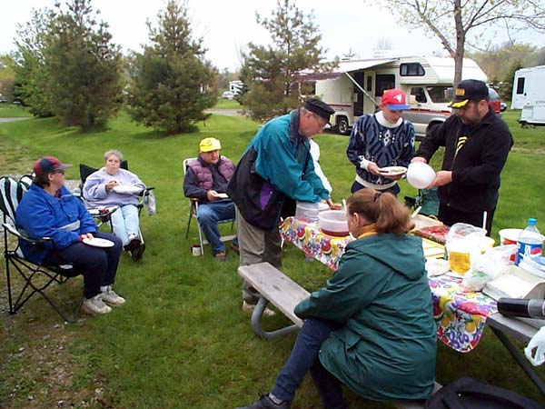 2003HUNT002