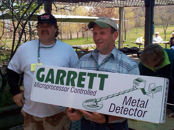 2003HUNT008