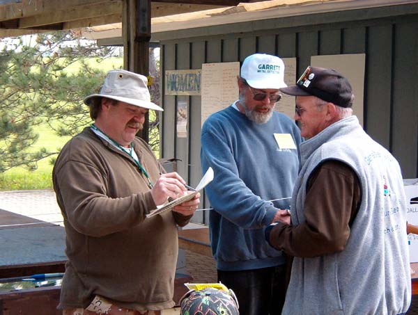2003HUNT023