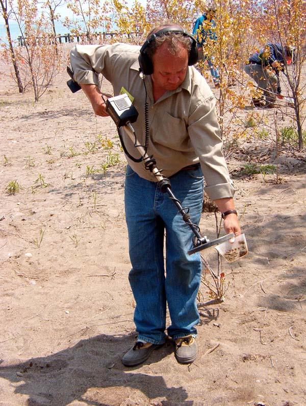 2003HUNT055
