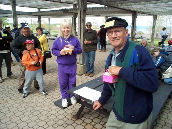 2003HUNT087