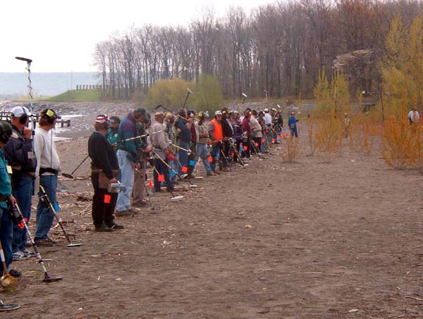 2003HUNT138