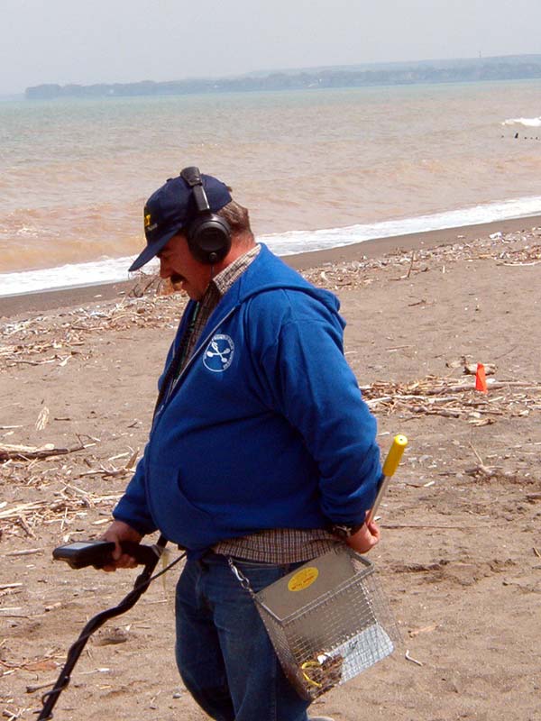 2003HUNT185