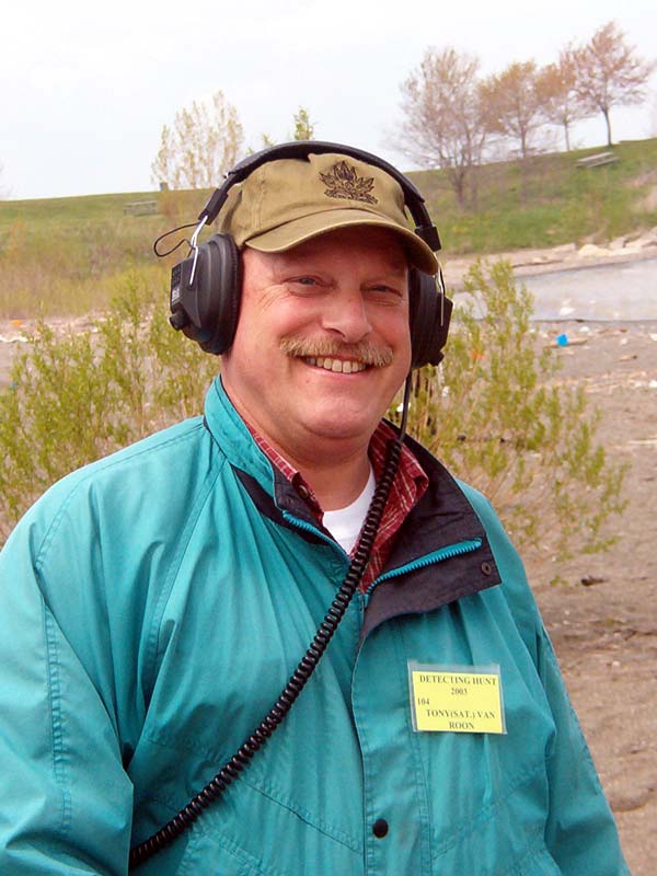 2003HUNT210