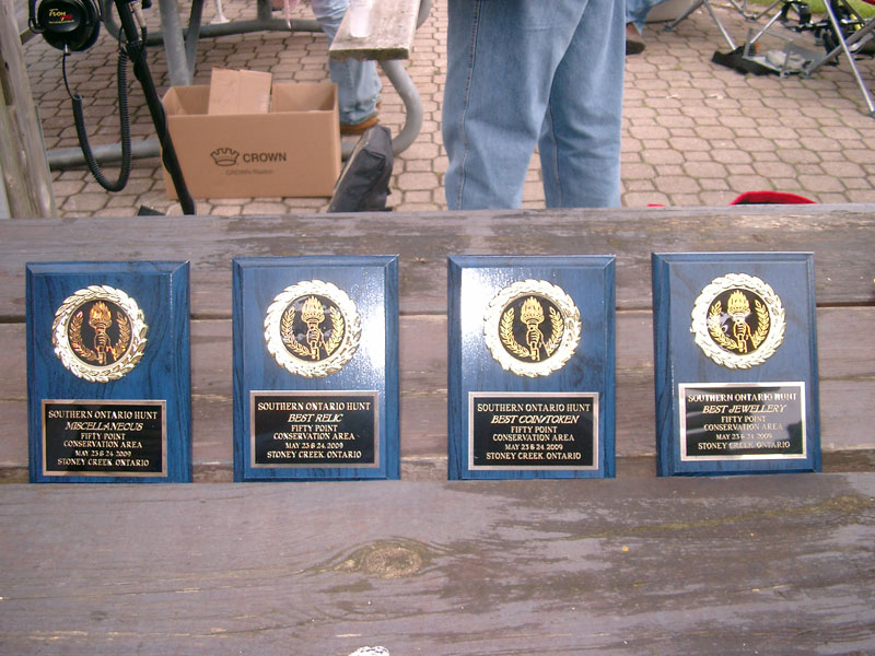 Find's Board Plaques