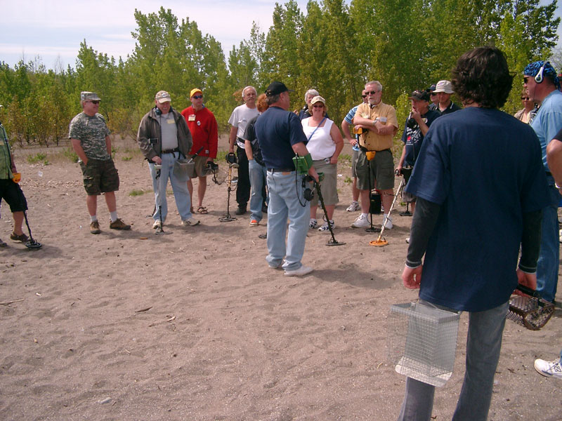 Newbie's getting instructions from Dave MacKenzie