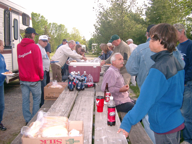 Pot-Luck Dinner - 3